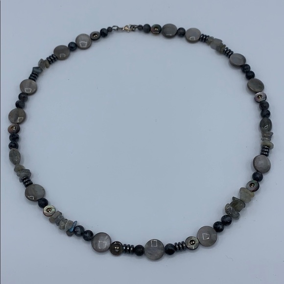 Hand beaded original necklace - Picture 3 of 7